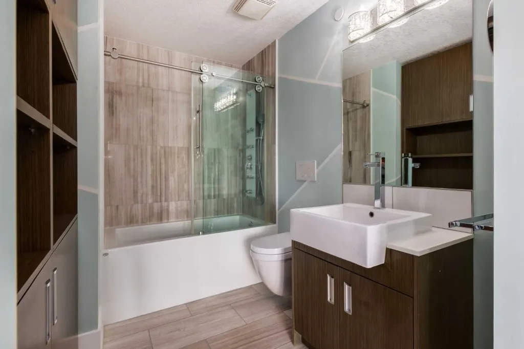 1513 23 Avenue SW Calgary AB T2T 0T8