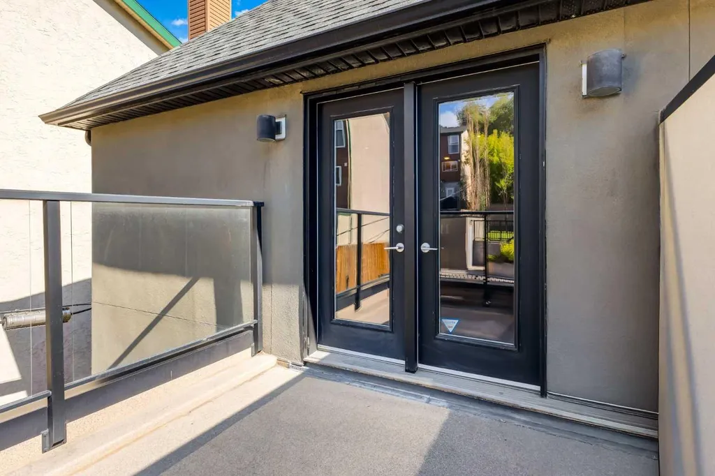1513 23 Avenue SW Calgary AB T2T 0T8