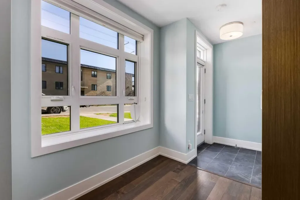 1513 23 Avenue SW Calgary AB T2T 0T8