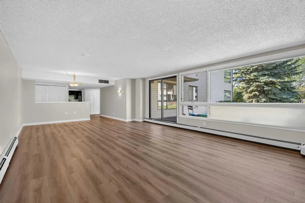 2425 90 Avenue SW Calgary AB T2V 4X8