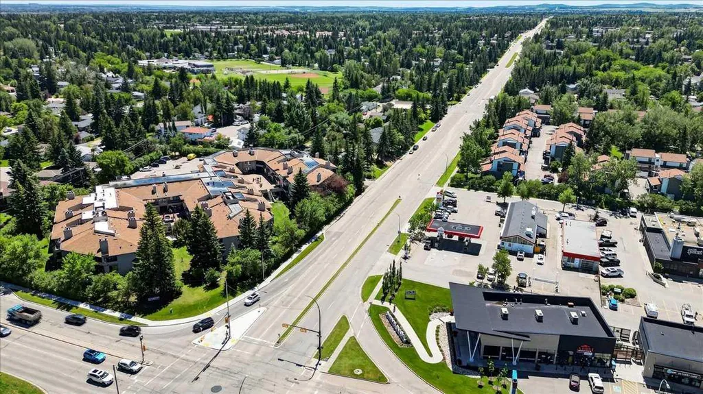 2425 90 Avenue SW Calgary AB T2V 4X8