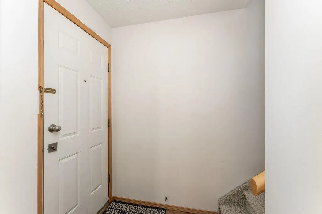 809 Wilson Way Canmore AB T1W2Y8