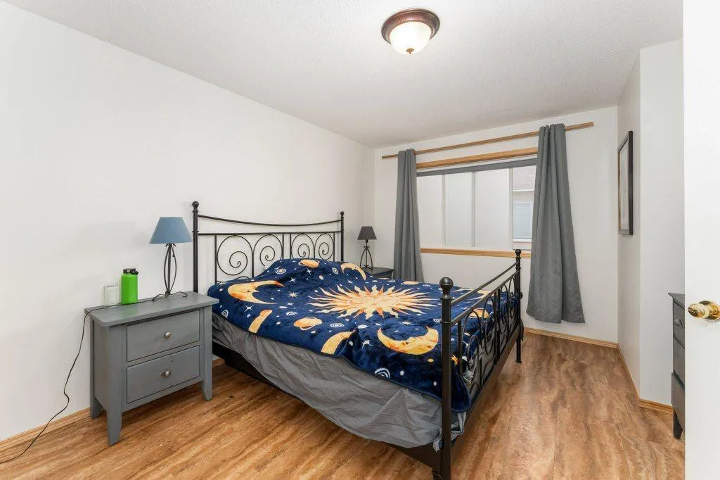 809 Wilson Way Canmore AB T1W2Y8