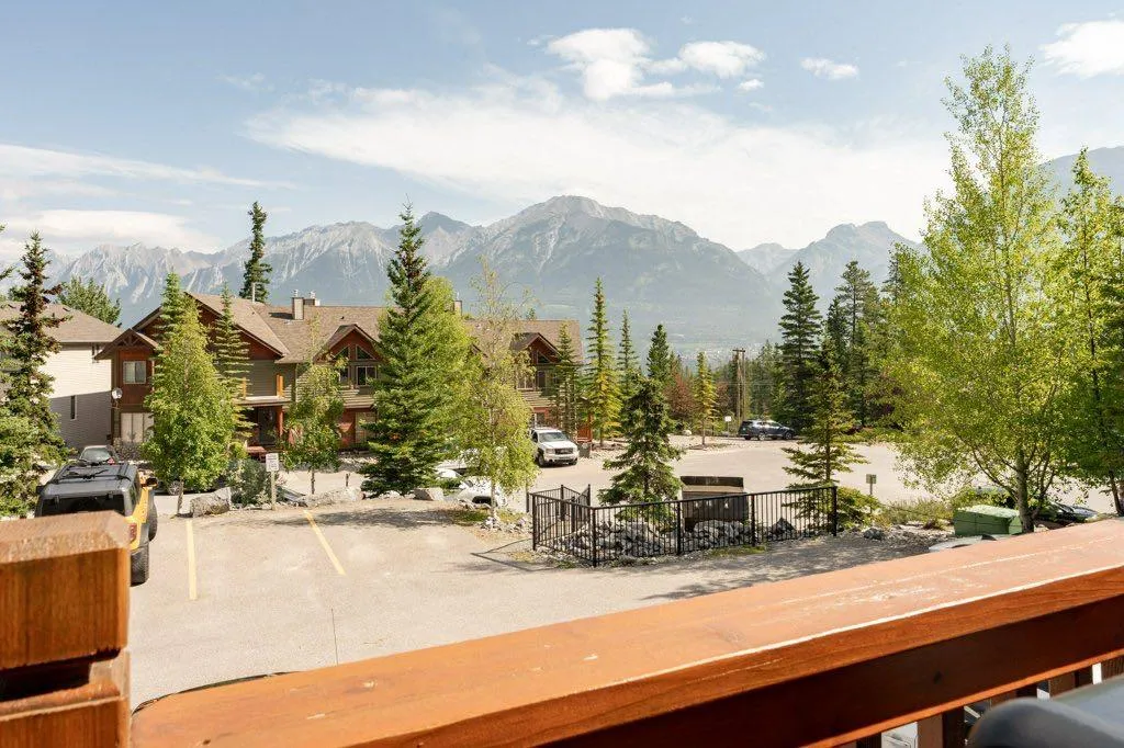 809 Wilson Way Canmore AB T1W2Y8