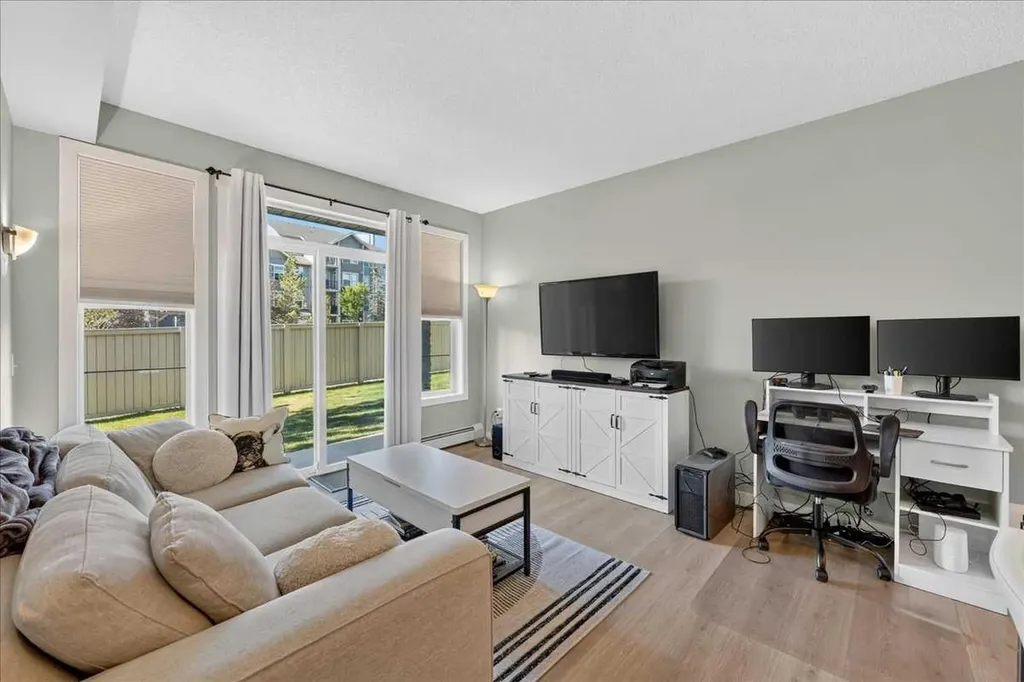 211 Aspen Stone Boulevard SW Calgary AB T3H 5E3