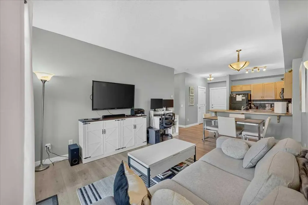 211 Aspen Stone Boulevard SW Calgary AB T3H 5E3
