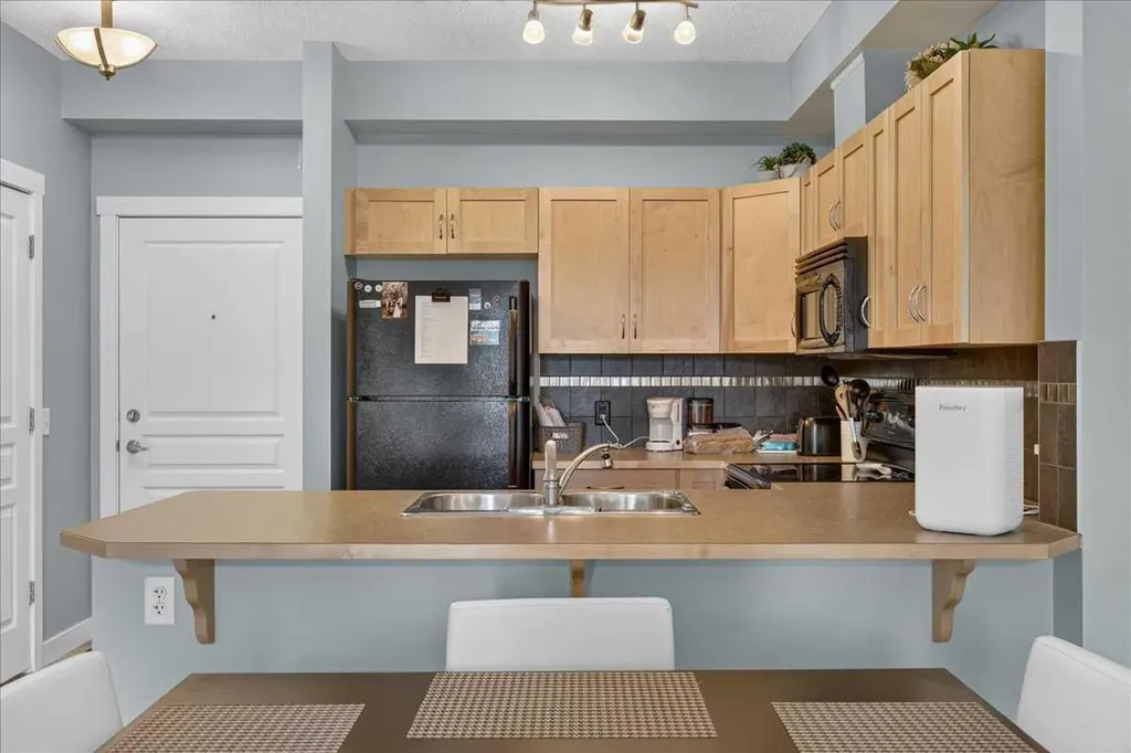 211 Aspen Stone Boulevard SW Calgary AB T3H 5E3
