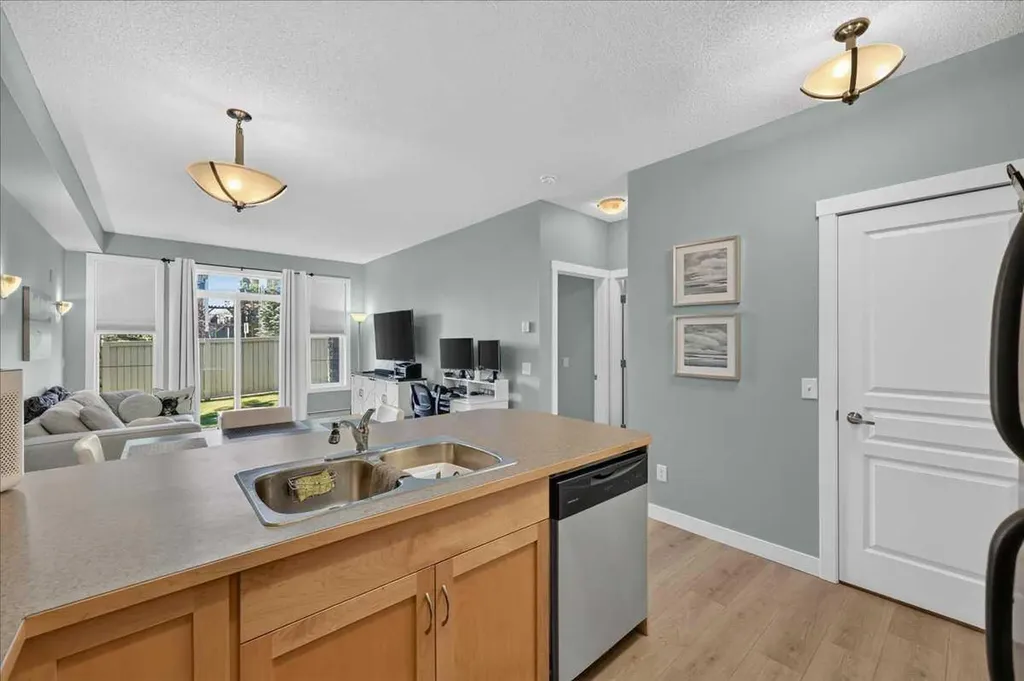 211 Aspen Stone Boulevard SW Calgary AB T3H 5E3