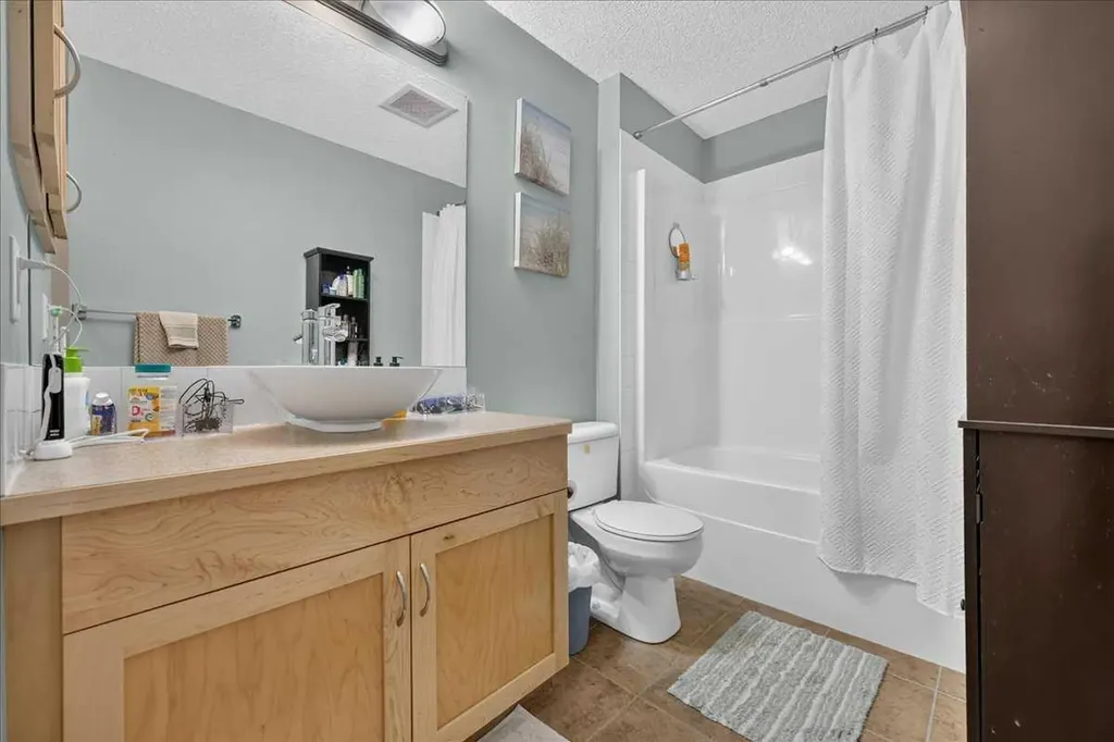 211 Aspen Stone Boulevard SW Calgary AB T3H 5E3