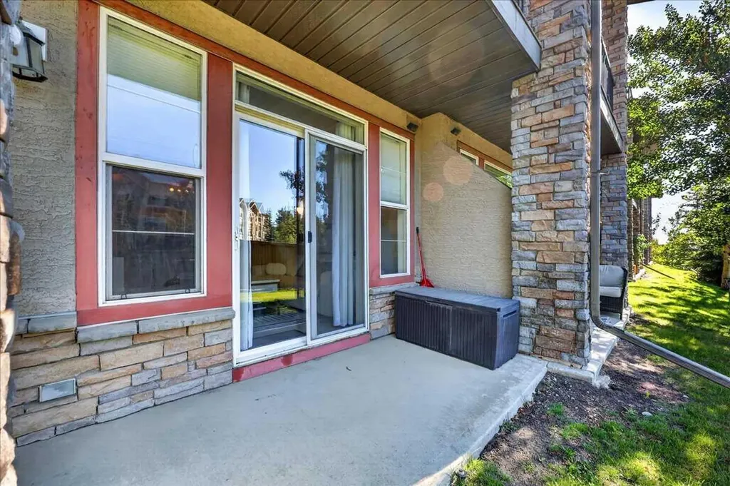 211 Aspen Stone Boulevard SW Calgary AB T3H 5E3