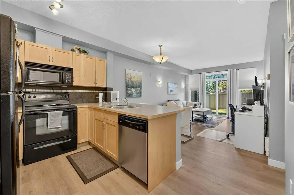 211 Aspen Stone Boulevard SW Calgary AB T3H 5E3