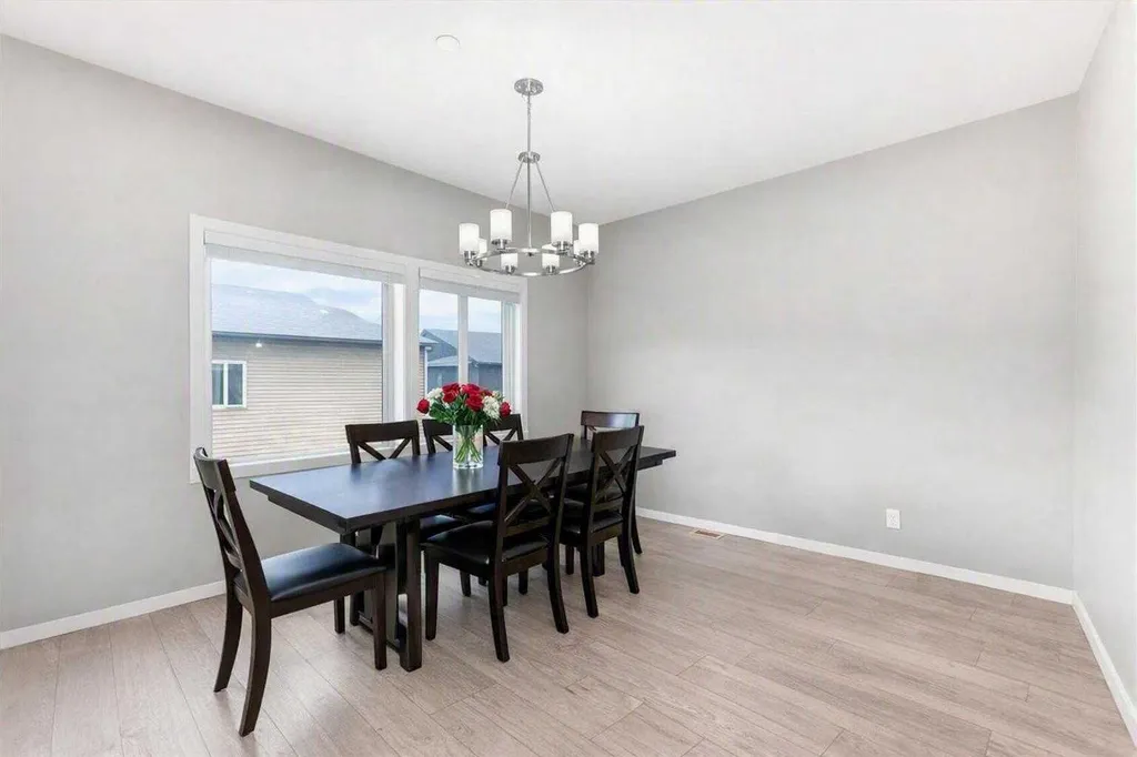 140 Howse Avenue NE Calgary AB T3P 0W1