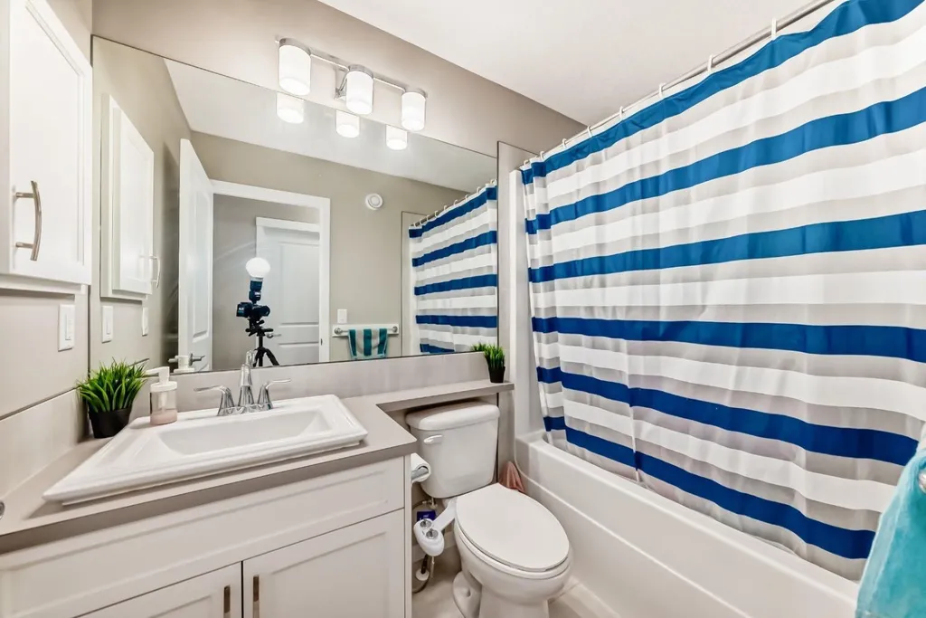 140 Howse Avenue NE Calgary AB T3P 0W1