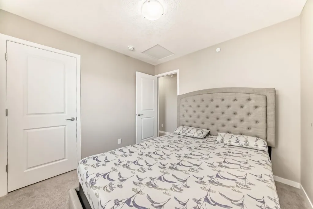 140 Howse Avenue NE Calgary AB T3P 0W1