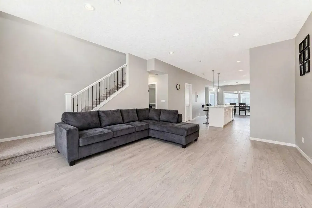 140 Howse Avenue NE Calgary AB T3P 0W1