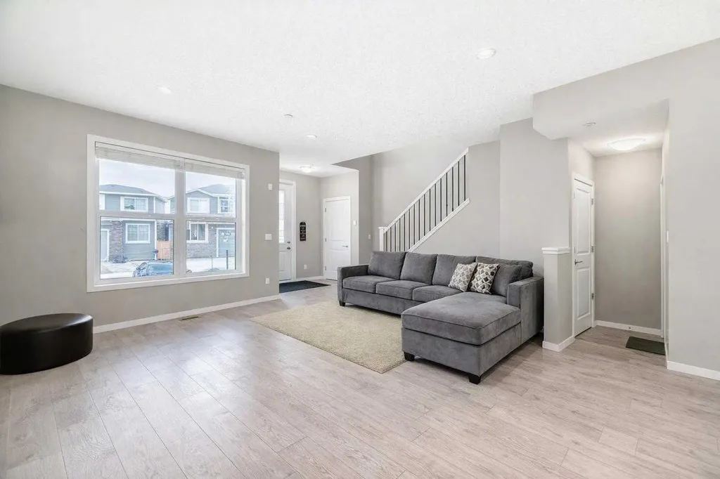 140 Howse Avenue NE Calgary AB T3P 0W1