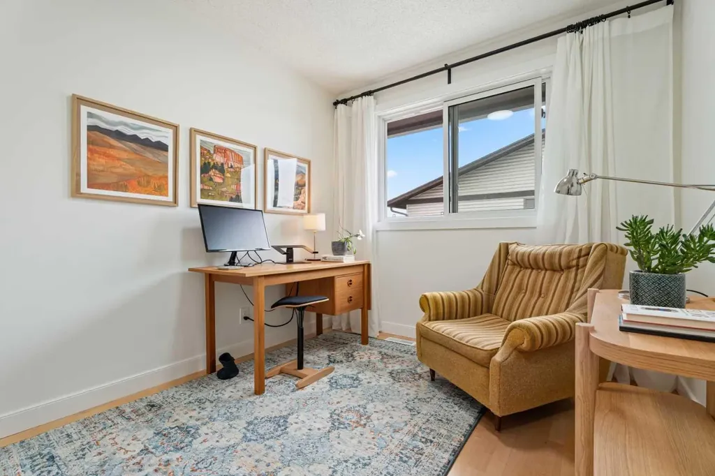 740 Bracewood Drive SW Calgary AB T2W 3N3
