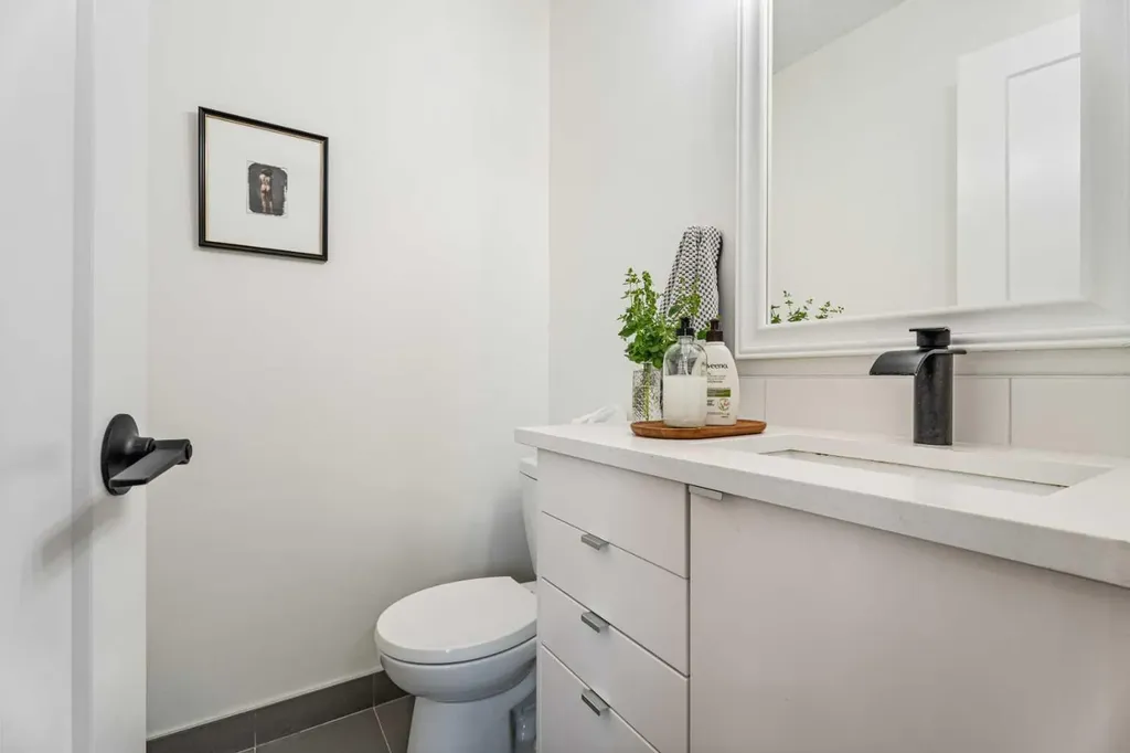 740 Bracewood Drive SW Calgary AB T2W 3N3
