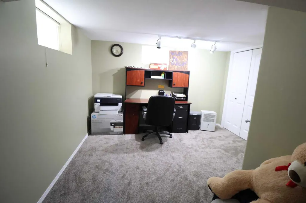 5319 45 Avenue Taber AB T1G 1B4