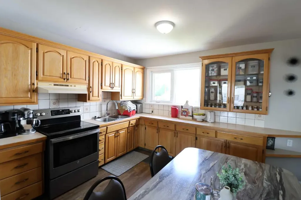 5319 45 Avenue Taber AB T1G 1B4