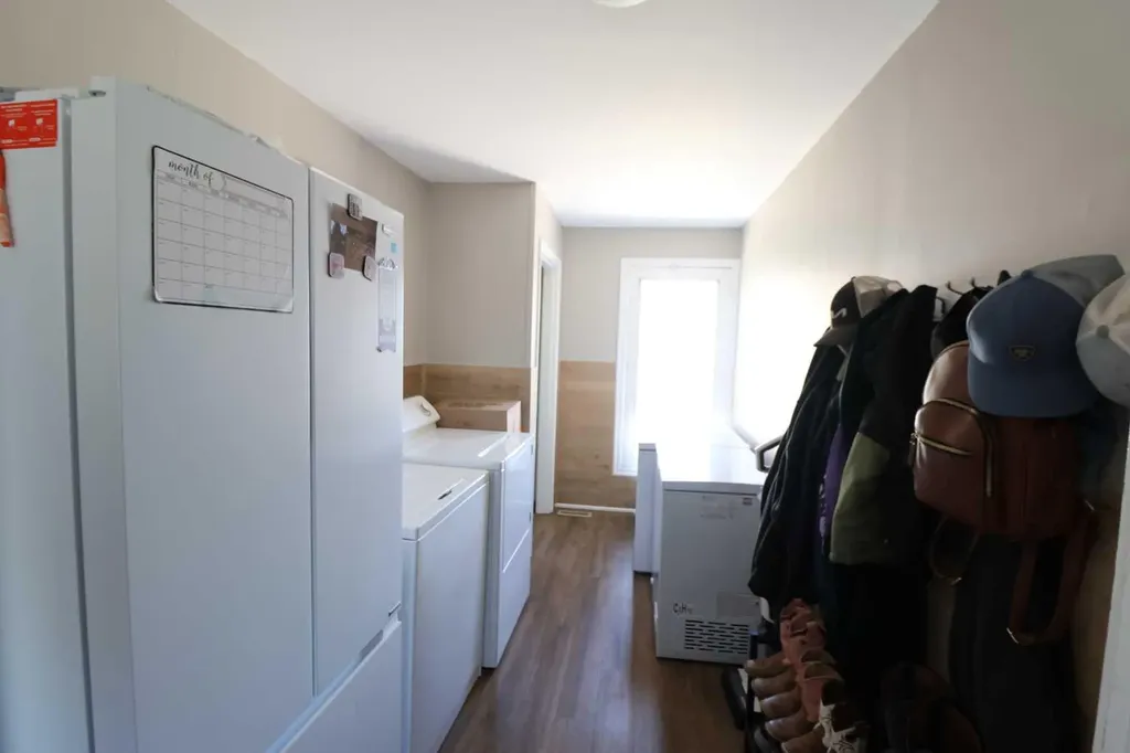 5319 45 Avenue Taber AB T1G 1B4