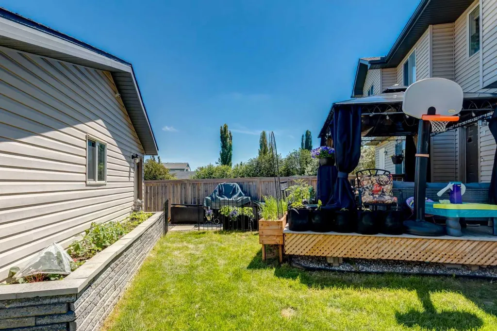 51 Covepark Square NE Calgary AB T3K 5W9