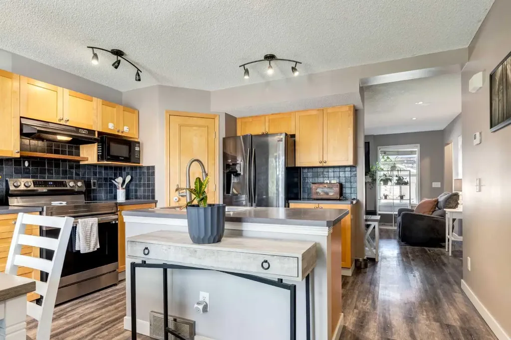 51 Covepark Square NE Calgary AB T3K 5W9