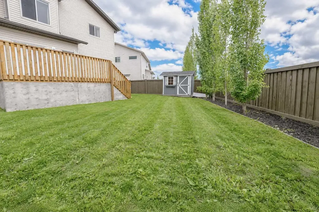 12830 106a Street Grande Prairie AB T8V 2L8