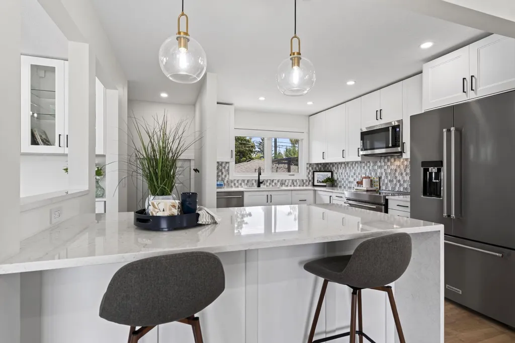 503 88 Avenue SE Calgary AB T2H 1T9