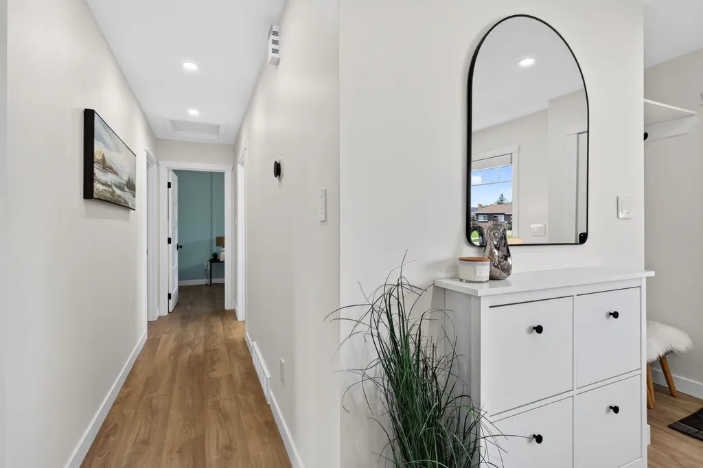 503 88 Avenue SE Calgary AB T2H 1T9
