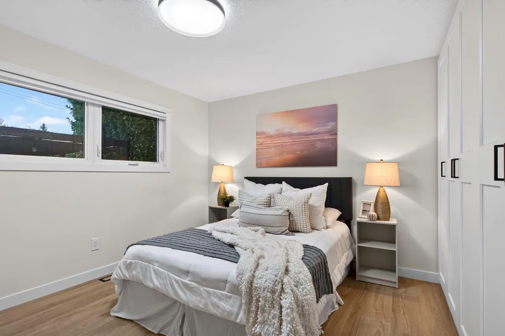 503 88 Avenue SE Calgary AB T2H 1T9
