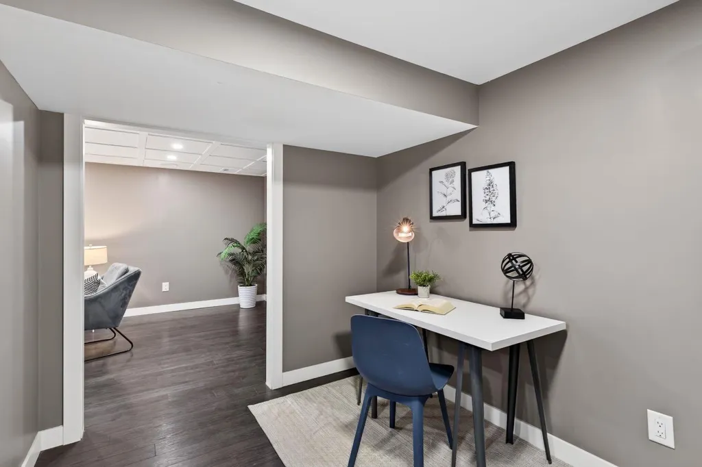 503 88 Avenue SE Calgary AB T2H 1T9