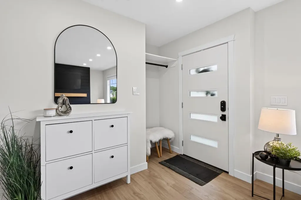 503 88 Avenue SE Calgary AB T2H 1T9
