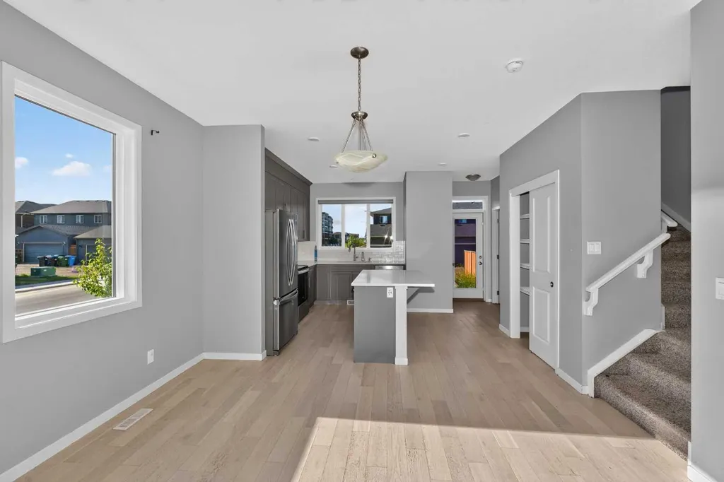 90 Wolf Creek Rise SE Calgary AB T2X 4X1