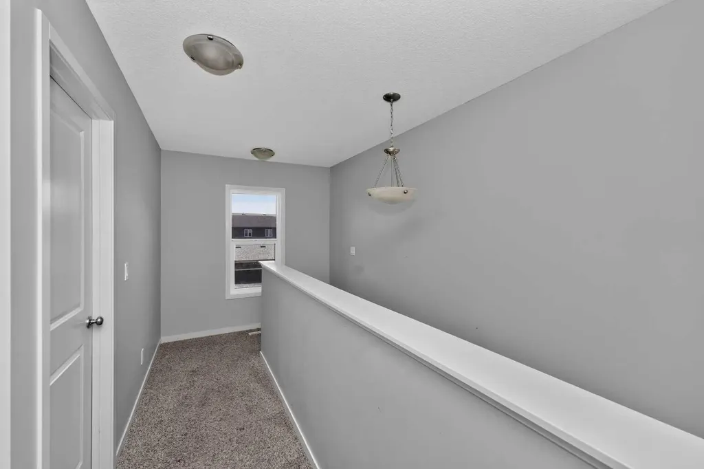 90 Wolf Creek Rise SE Calgary AB T2X 4X1