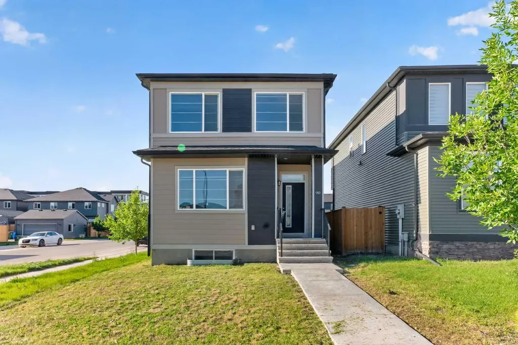 90 Wolf Creek Rise SE Calgary AB T2X 4X1