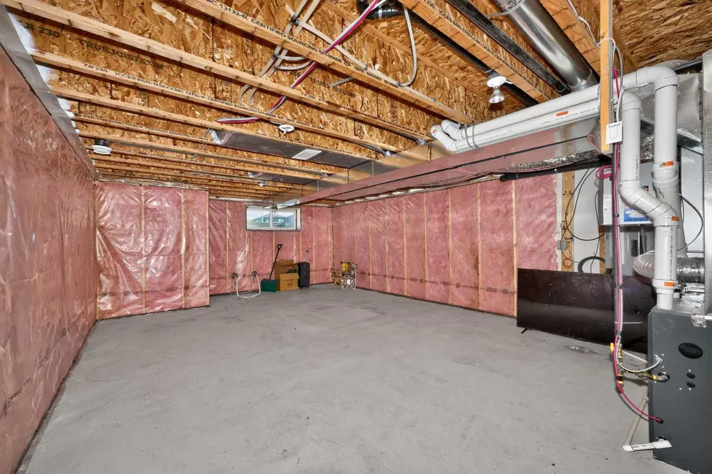 90 Wolf Creek Rise SE Calgary AB T2X 4X1