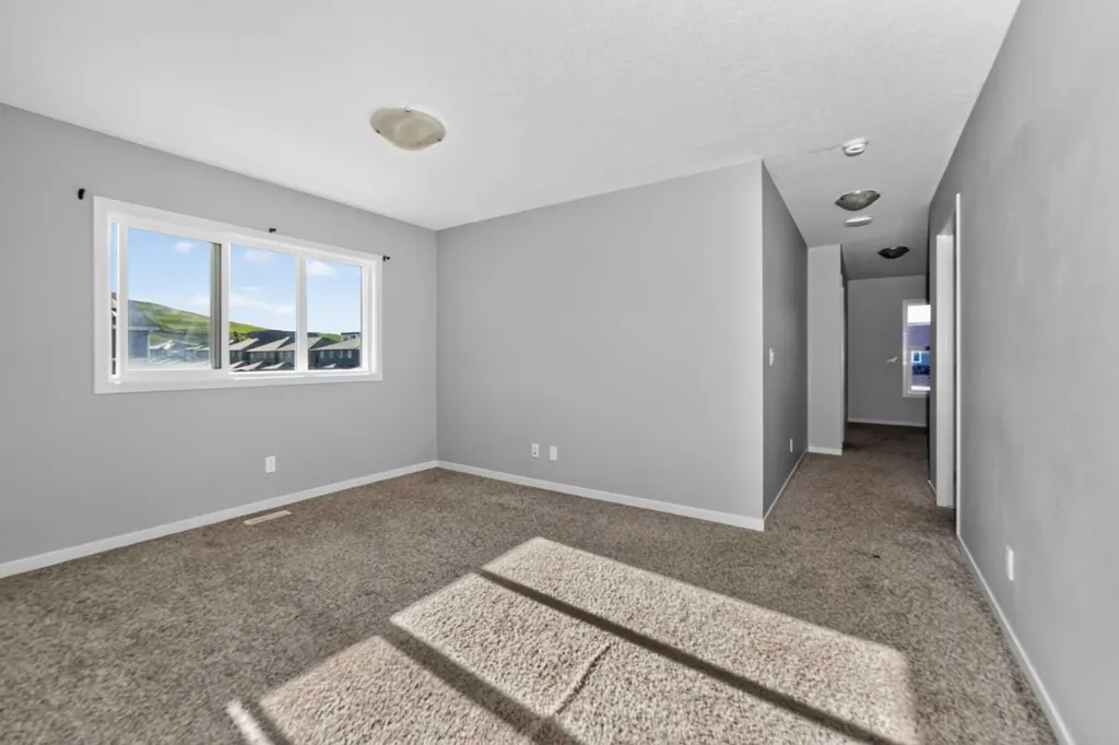 90 Wolf Creek Rise SE Calgary AB T2X 4X1