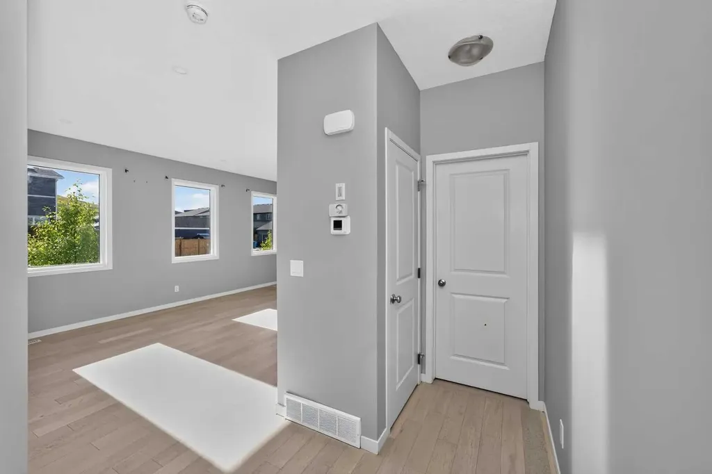 90 Wolf Creek Rise SE Calgary AB T2X 4X1