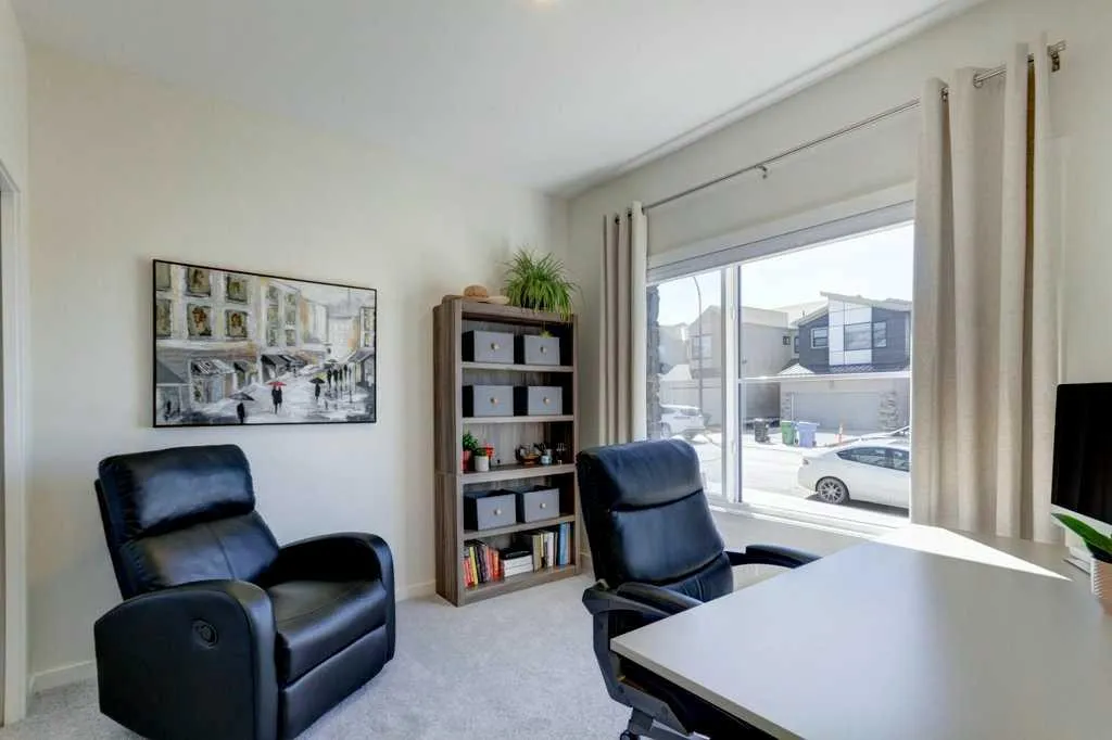 4 Heartwood Lane SE Calgary AB T3S 0P9