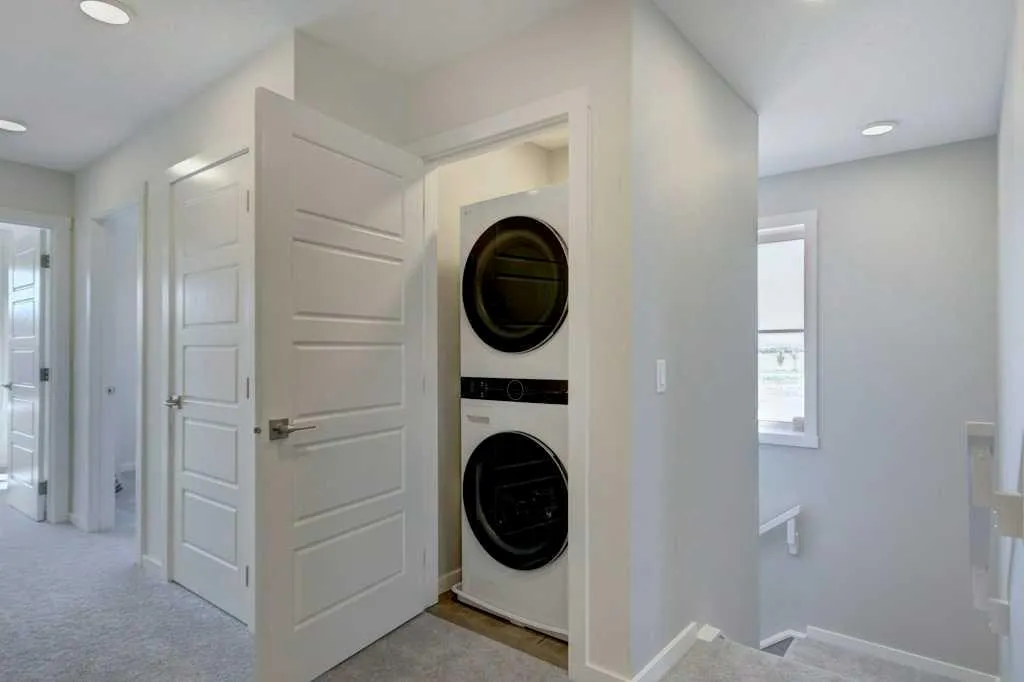 4 Heartwood Lane SE Calgary AB T3S 0P9