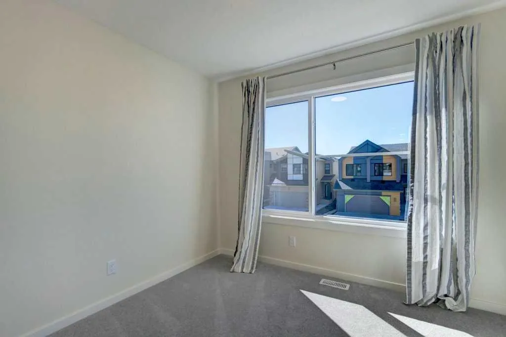 4 Heartwood Lane SE Calgary AB T3S 0P9