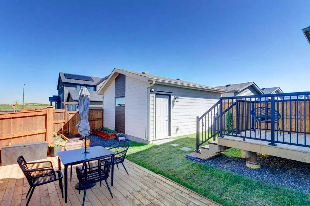 4 Heartwood Lane SE Calgary AB T3S 0P9