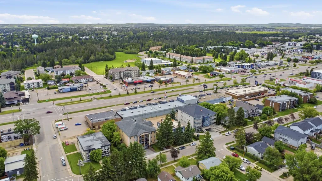 3505 51 Avenue Red Deer AB T4N 4G1