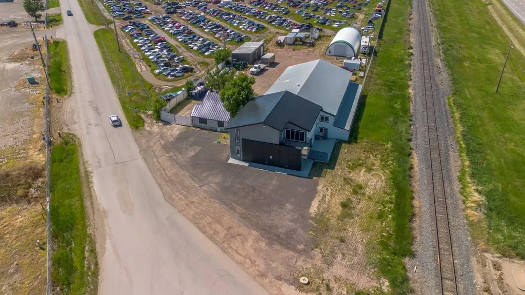 141 Stewart Avenue S Rural Lethbridge County AB T1J 4P4