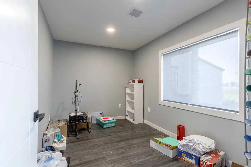 141 Stewart Avenue S Rural Lethbridge County AB T1J 4P4