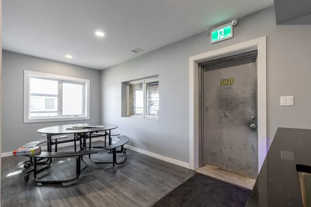 141 Stewart Avenue S Rural Lethbridge County AB T1J 4P4