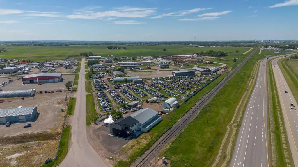 141 Stewart Avenue S Rural Lethbridge County AB T1J 4P4