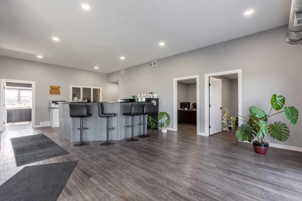 141 Stewart Avenue S Rural Lethbridge County AB T1J 4P4