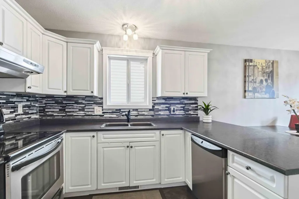 249 Fox Crescent Fort Mcmurray AB T9K0C2